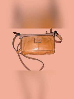 Fossil Women's Tan Leather Crossbody Bag